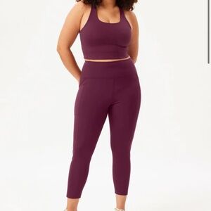 Medium Girlfriend Collective Set in Plum